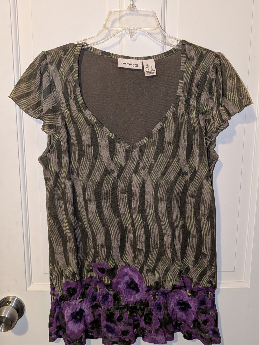Dkny Women's Green & Purple V-Neck Flutter Sleeve Top
